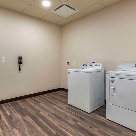 Sleep Inn & Suites Milwaukee-Franklin Franklin  エクステリア 写真
